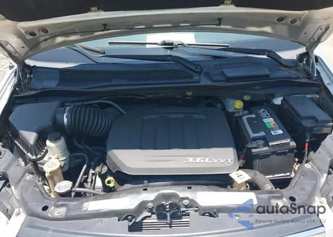 2012 Chrysler Town & Country Touring from USA, damaged, VIN 2C4RC1BG3CR279646